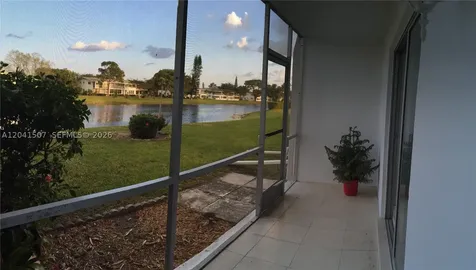 165 Ellesmere C Deerfield Beach FL 33442