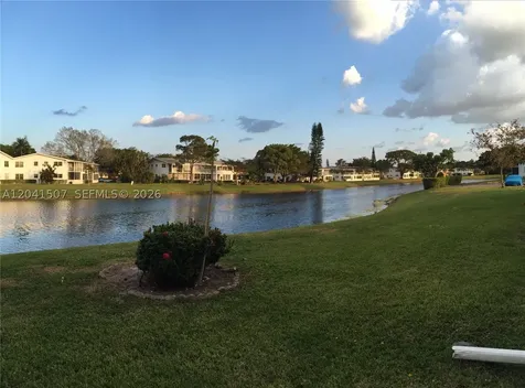 165 Ellesmere C Deerfield Beach FL 33442