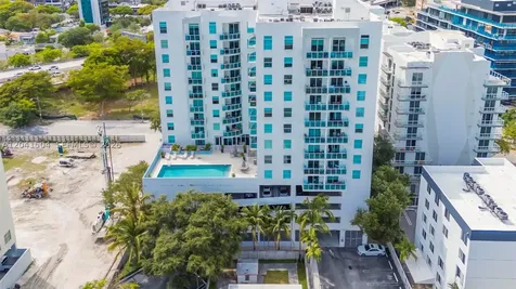 1723 SW 2nd Avenue Miami FL 33129