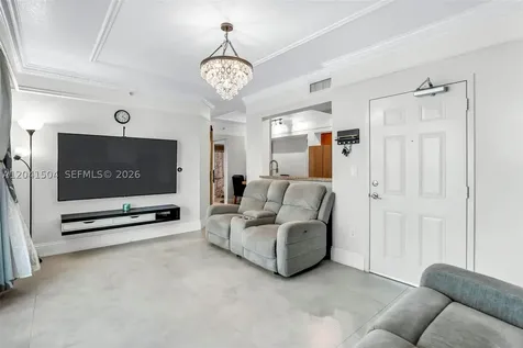 1723 SW 2nd Avenue Miami FL 33129