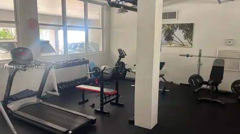 2016 Bay Drive Miami Beach FL 33141