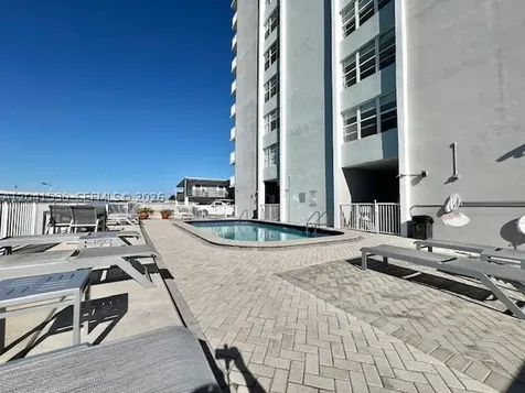 2016 Bay Drive Miami Beach FL 33141