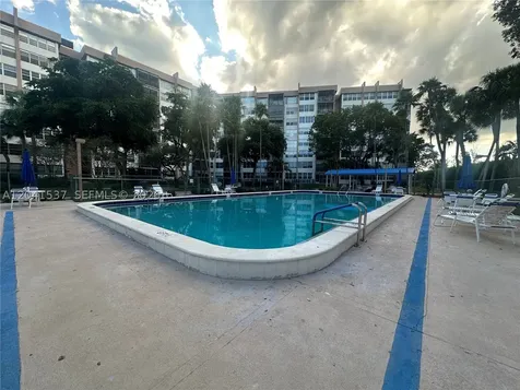 1200 Saint Charles Place Pembroke Pines FL 33026
