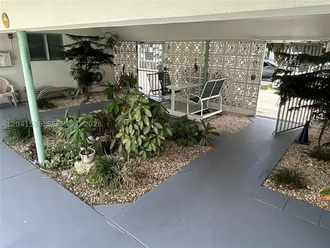 1717 Rodman Street Hollywood FL 33020