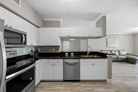 17150 N Bay Road Sunny Isles Beach FL 33160
