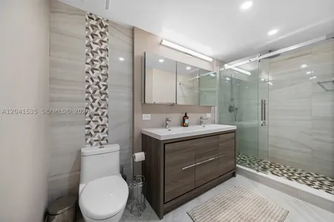 17150 N Bay Road Sunny Isles Beach FL 33160