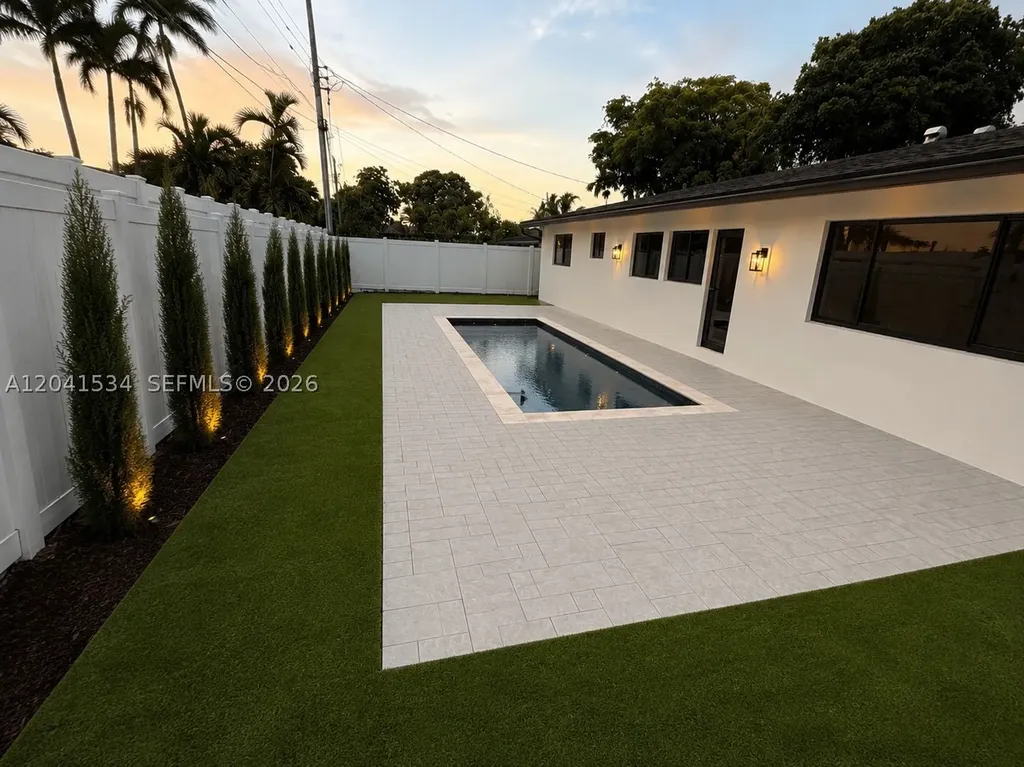5718 NE 15th Avenue Fort Lauderdale FL 33334