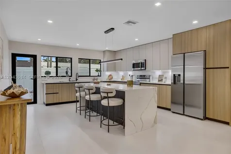 5718 NE 15th Avenue Fort Lauderdale FL 33334