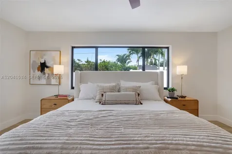 5718 NE 15th Avenue Fort Lauderdale FL 33334