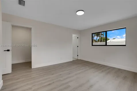 5718 NE 15th Avenue Fort Lauderdale FL 33334