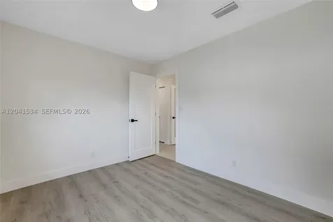 5718 NE 15th Avenue Fort Lauderdale FL 33334