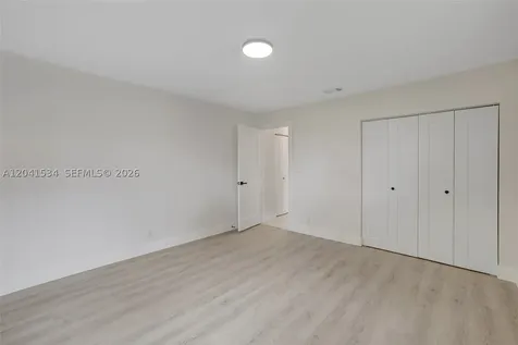 5718 NE 15th Avenue Fort Lauderdale FL 33334