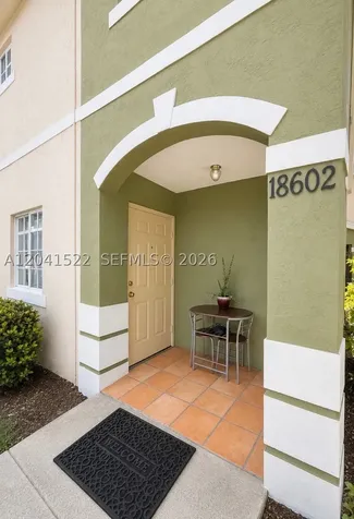 18602 SW 100th Avenue Cutler Bay FL 33157