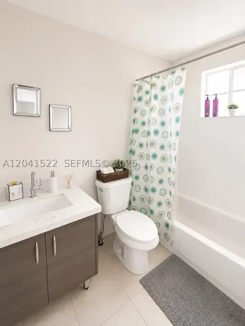 18602 SW 100th Avenue Cutler Bay FL 33157