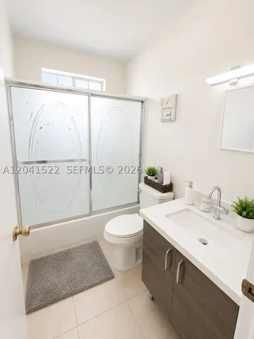 18602 SW 100th Avenue Cutler Bay FL 33157