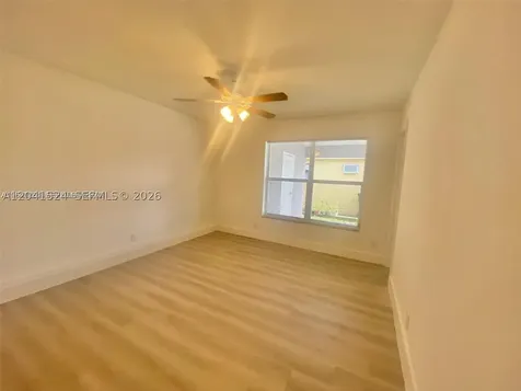 1005 NE 2nd Street Hallandale Beach FL 33009