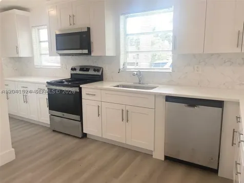 1005 NE 2nd Street Hallandale Beach FL 33009