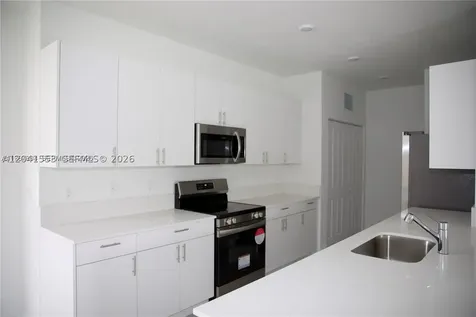 5001 Peacock Way Dania Beach FL 33312