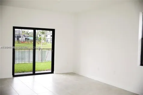 5001 Peacock Way Dania Beach FL 33312