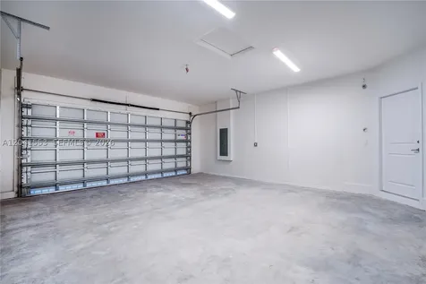5001 Peacock Way Dania Beach FL 33312
