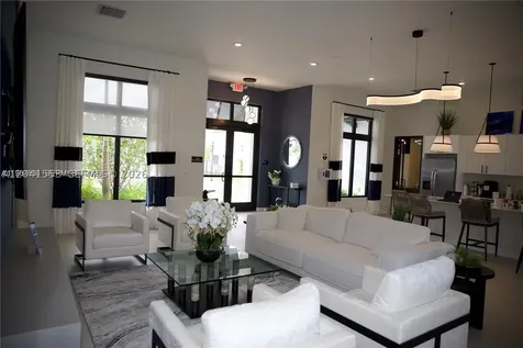 5001 Peacock Way Dania Beach FL 33312