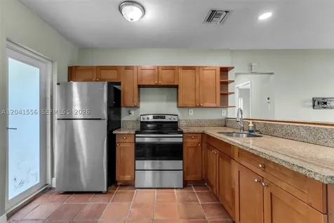 421 NW 105th Street Miami FL 33150