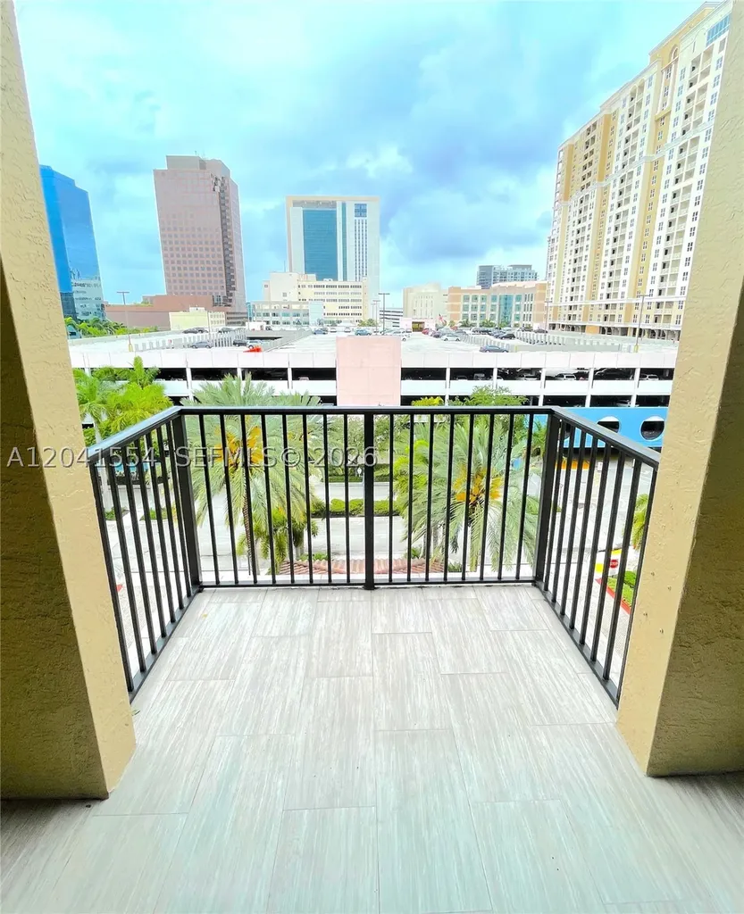 520 SE 5th Avenue Fort Lauderdale FL 33301