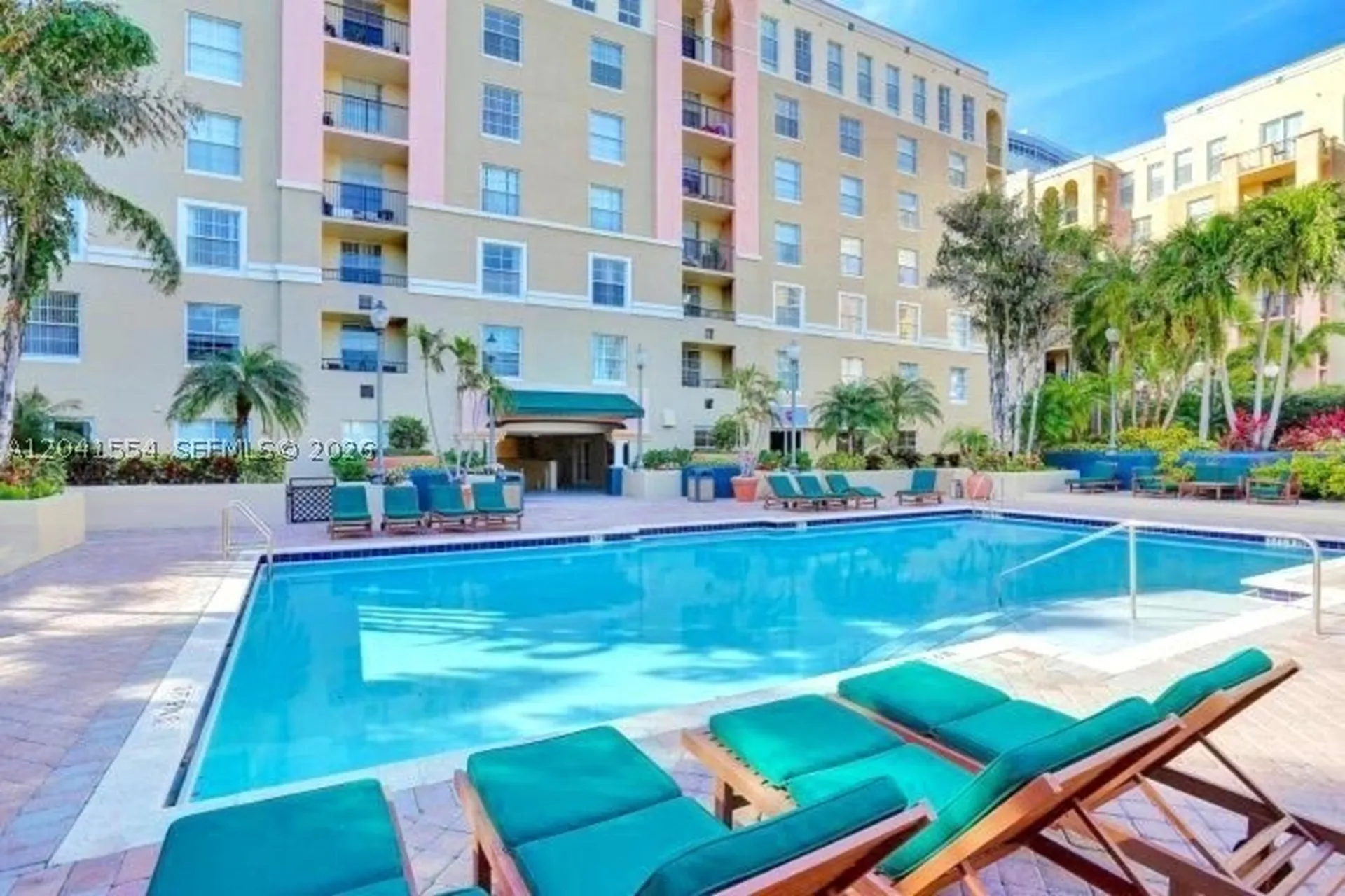 520 SE 5th Avenue Fort Lauderdale FL 33301