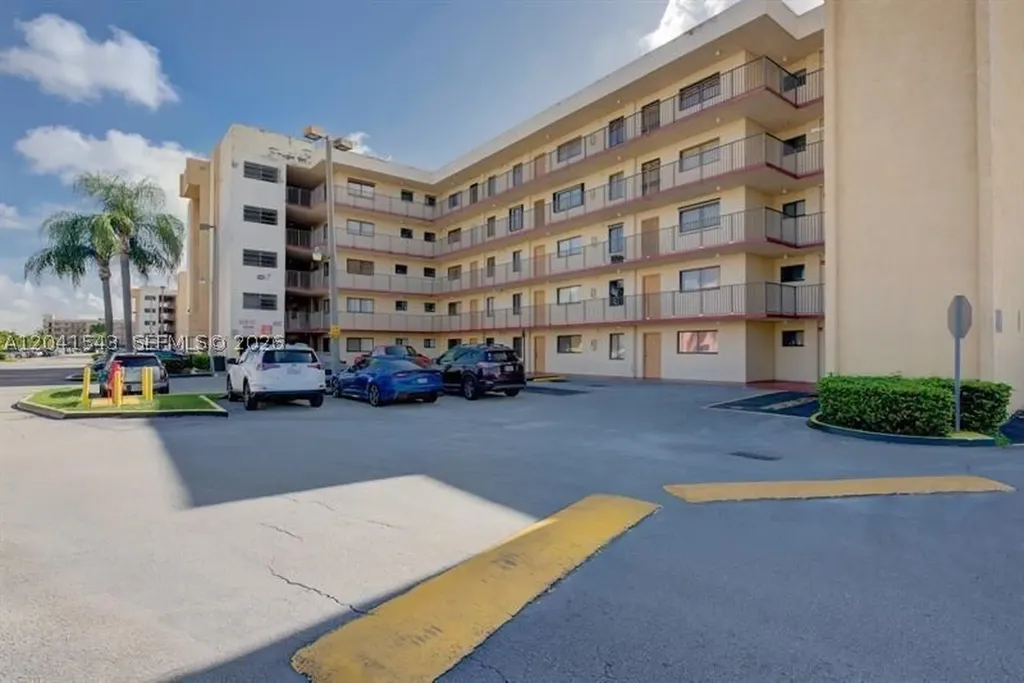 9915 W Okeechobee Road Hialeah Gardens FL 33016