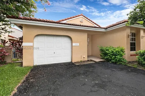 1513 Garden Road Weston FL 33326