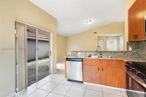 1513 Garden Road Weston FL 33326