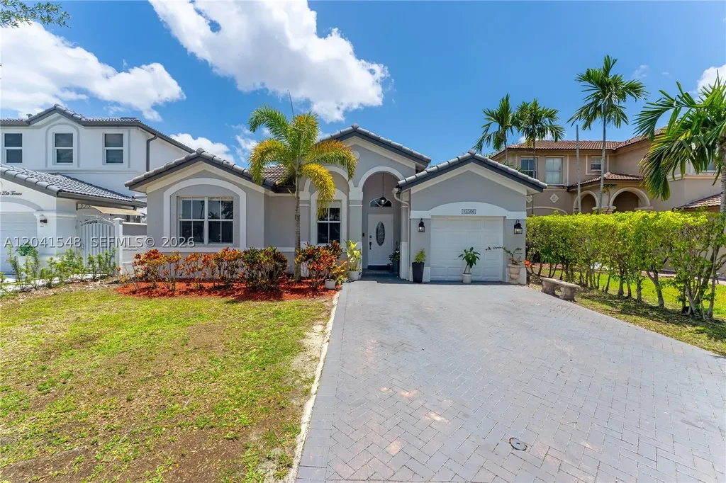 15506 SW 25th Terrace Miami FL 33185