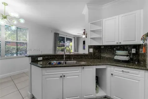 15506 SW 25th Terrace Miami FL 33185