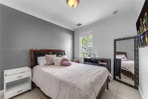 15506 SW 25th Terrace Miami FL 33185