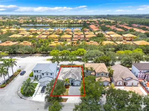 15506 SW 25th Terrace Miami FL 33185