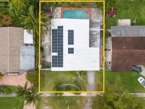 18670 Belview Drive Cutler Bay FL 33157