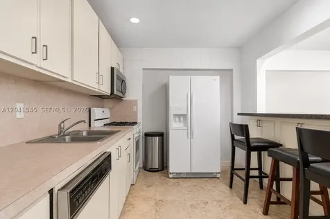 18670 Belview Drive Cutler Bay FL 33157