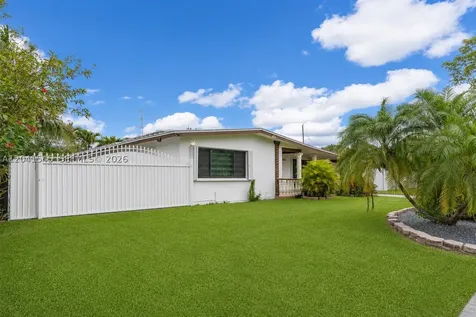 18670 Belview Drive Cutler Bay FL 33157