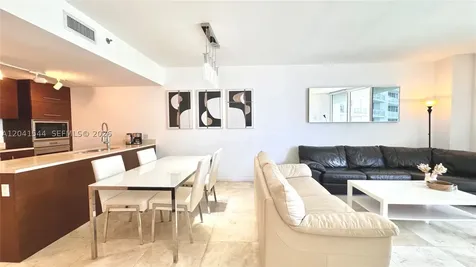 475 Brickell Avenue Miami FL 33131