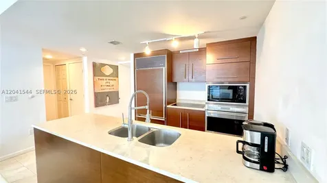 475 Brickell Avenue Miami FL 33131