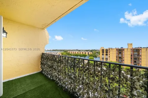 4801 NW 7th Street Miami FL 33126