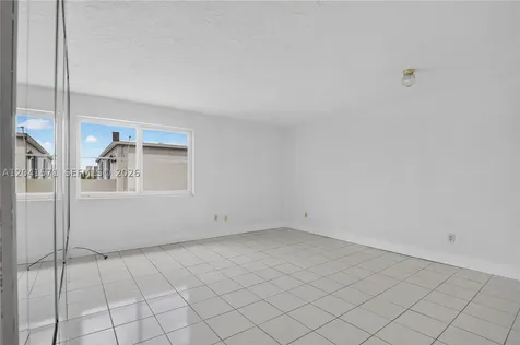 5505 NW 7th Street Miami FL 33126
