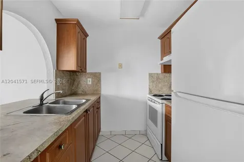 5505 NW 7th Street Miami FL 33126