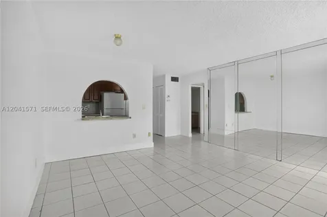 5505 NW 7th Street Miami FL 33126