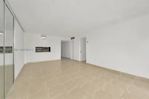 5050 NW 7th Street Miami FL 33126