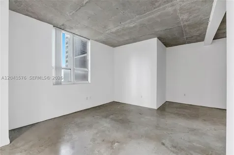 234 NE 3rd Street Miami FL 33132