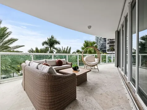 2645 S Bayshore Drive Miami FL 33133