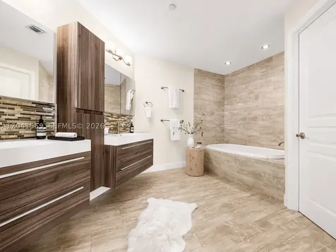 2645 S Bayshore Drive Miami FL 33133