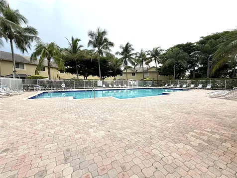 2560 Cordoba Bend Weston FL 33327