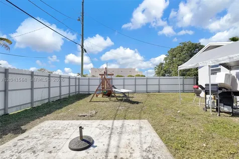 3280 NW 213th Terrace Miami Gardens FL 33056